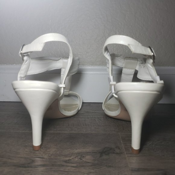 David's Bridal Pearl and Crystal T-strap Mid-heels Women's Size 7 1/2 In Box - Picture 9 of 14